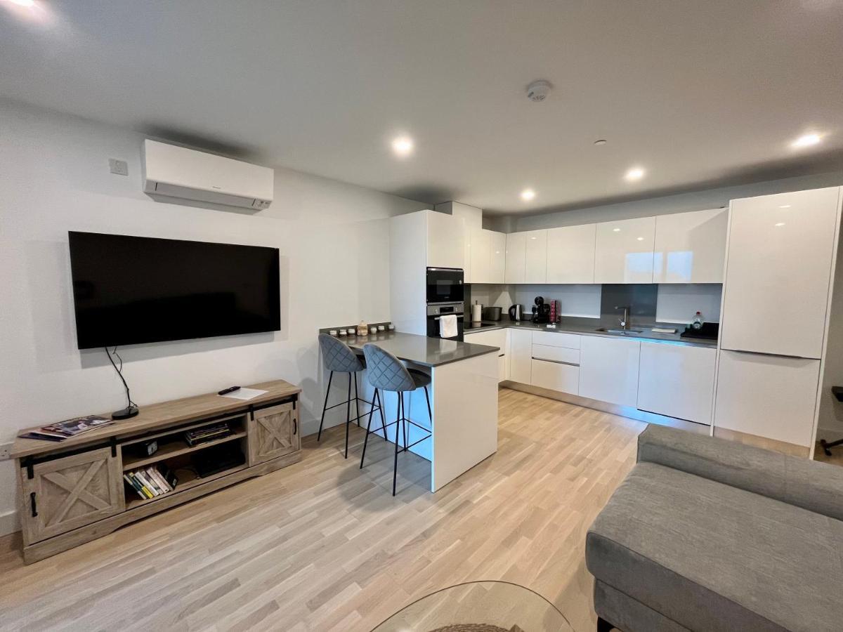 Modern Apartment With Spa And Pool Gibraltar Exteriér fotografie